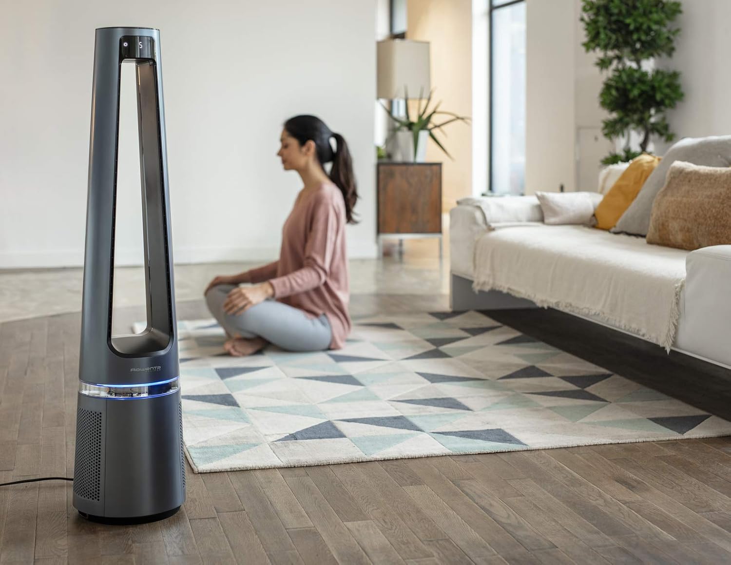 Rowenta QU5062 Eclipse Purificatore d'aria 3in1 | Termoventilatore | Ventilatore | filtra il 99,9% delle particelle | per ambienti fino a 30 m2 | riscaldamento rapido fino a 35°C | modalità automatica giorno/notte | Nero/Grigio