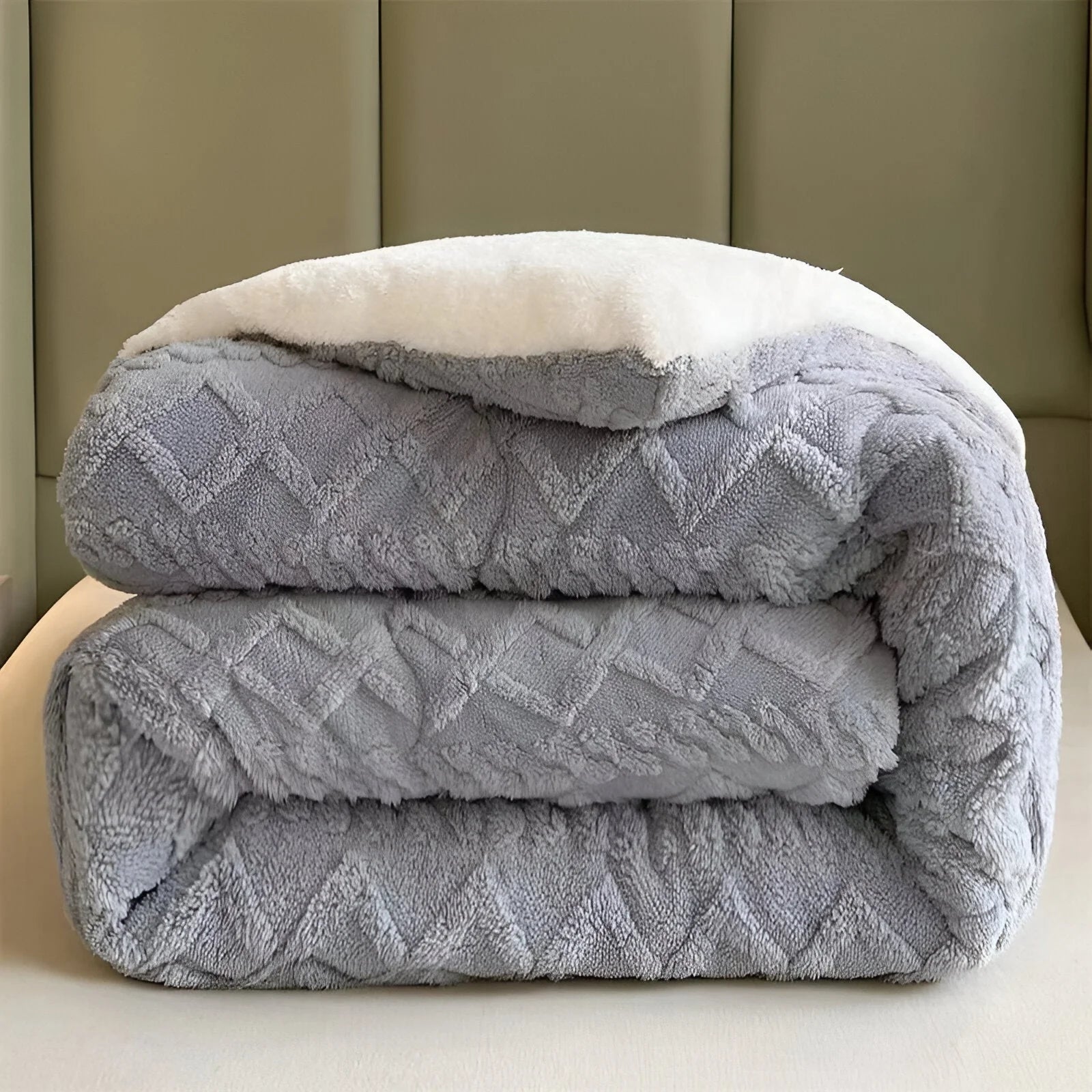 FluffFusion - Weiche und dicke Plüschdecke mit doppelseitigem Design