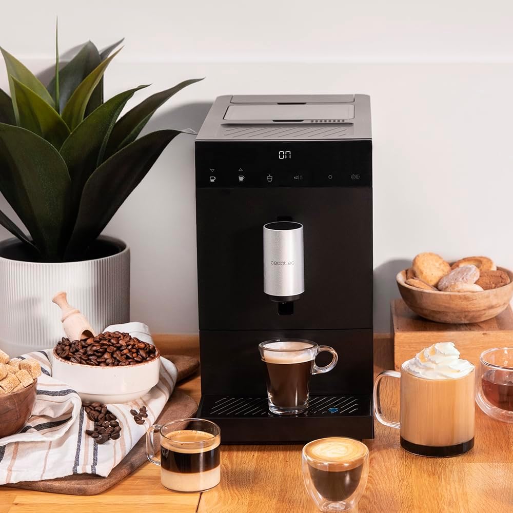 Macchina da caffè superautomatica compatta Cecotec Cumbia Cremmaet Compact, 1350 W, 19 bar e sistema Thermoblock, serbatoio acqua da 1,1 L e contenitore caffè da 150 g, Plug&Play, pulizia automatica