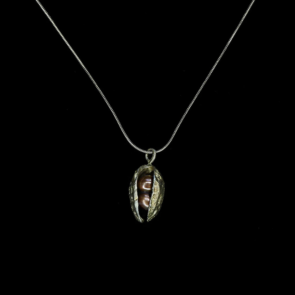 Collana con ciondolo a forma di arachide
