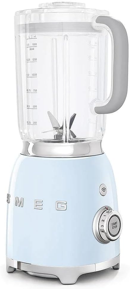 SMEG, BLF01SVEU Frullatore da 1,5 l, 4 velocità, 3 programmi automatici, Doppia lama rimovibile, Coperchio trasparente con tappo dosatore, Antiscivolo, 800W, Argento