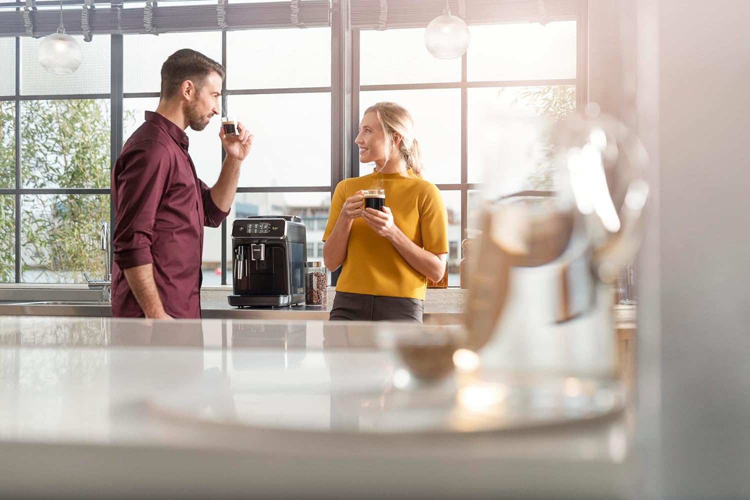 Philips Serie 5400 Macchina da Caffè Automatica – Sistema LatteGo, 12 Bevande a Base di Caffè, Display Intuitivo, 4 Profili Utente, Cromo (EP5447/90)