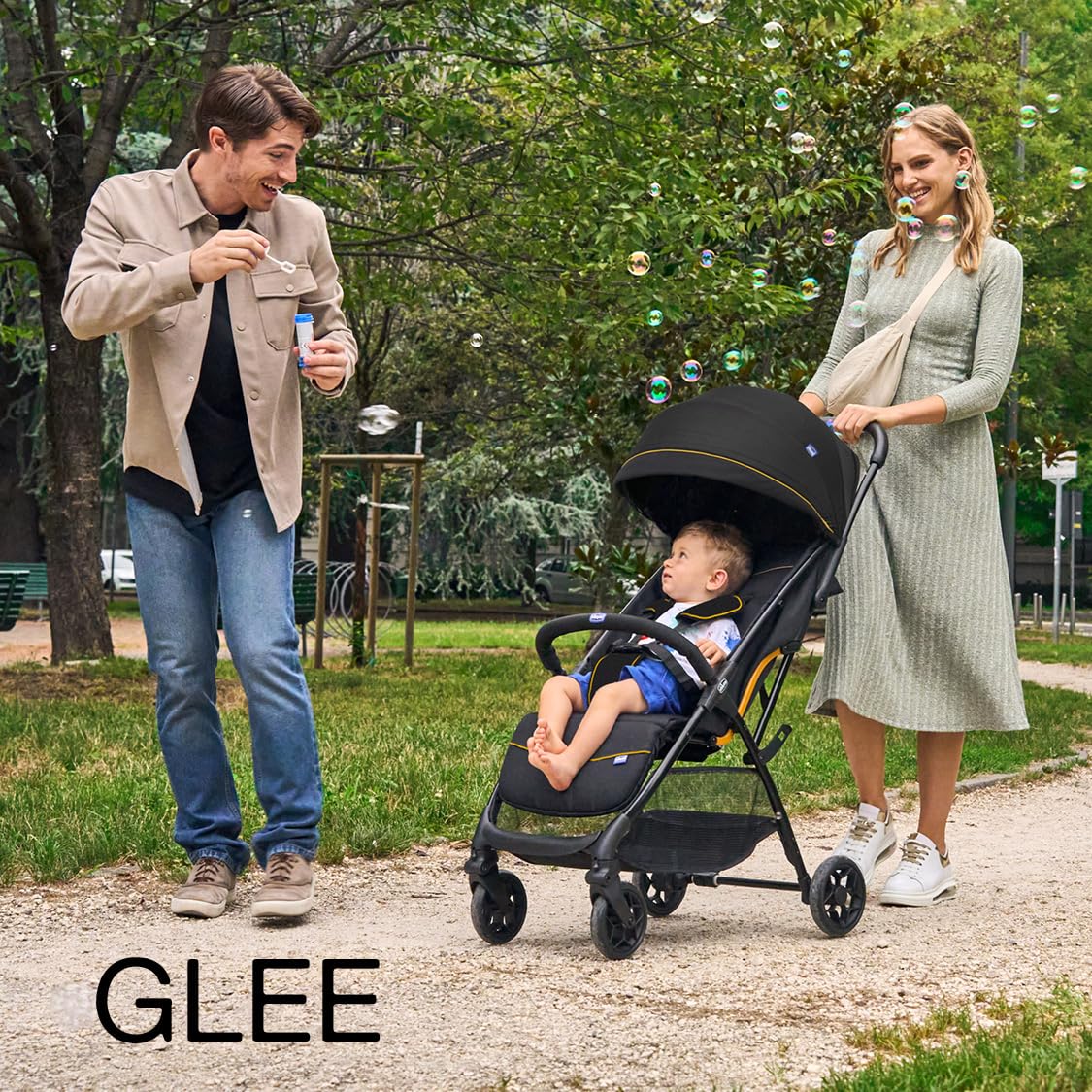 Chicco, Glee, Kinderwagen ab 0 Monate bis 4 Jahre, mit Automatik- und Kompaktverschluss, Ausziehbares Verdeck mit Lichtschutzfaktor 50+ und Regenschutz, 3-stufig verstellbare Rückenlehne, Beinauflage