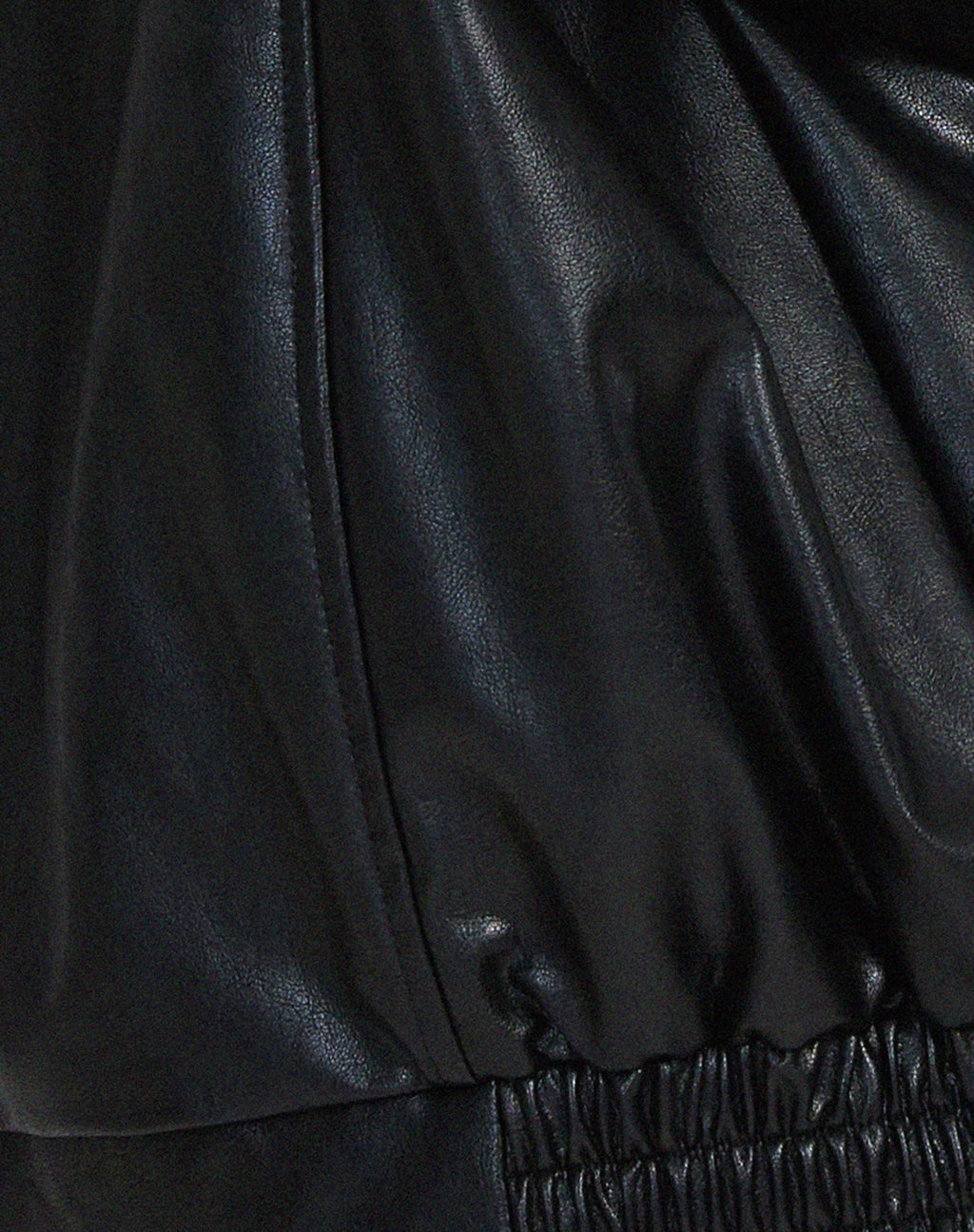 Giacca da donna in pelle taglio morbido