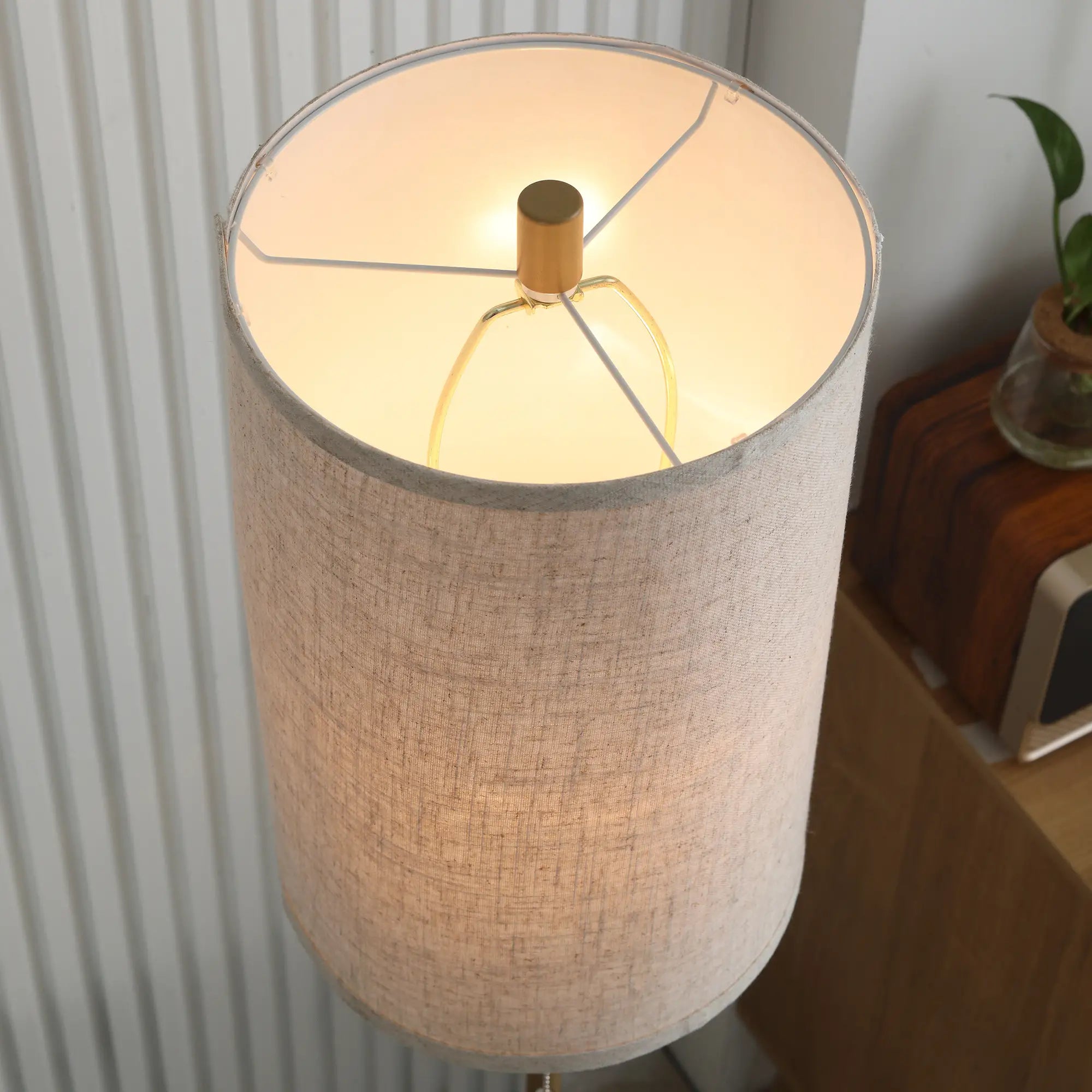 HOMCOM Stehlampe Standleuchte elegantes Design weiches Licht Leinen Cremeweiß