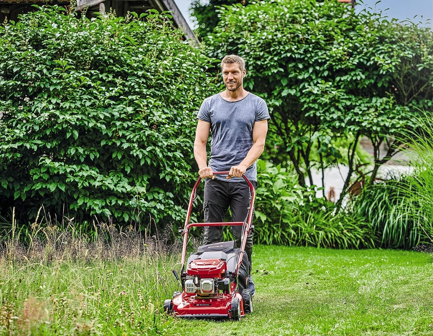 Einhell rasaerba a benzina GC-PM 46/5 S (2 kW, fino a 1.400 m², 1 cilindro, motore a 4 tempi, trazione posteriore disattivabile, regolazione centrale dell'altezza di taglio a 9 posizioni 25-80 mm)