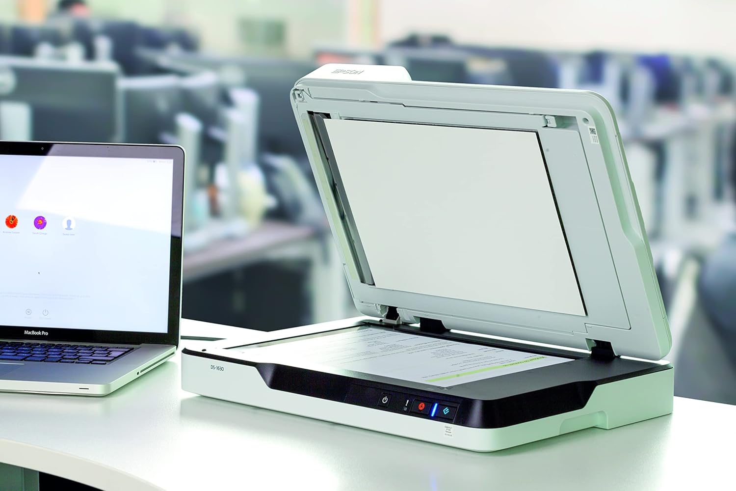 Epson WorkForce DS-1630 Scanner per documenti DIN A4 (Scanner, ingombro ridotto, alimentatore documenti, duplex, tre passaggi, 600dpi, USB 3.0)