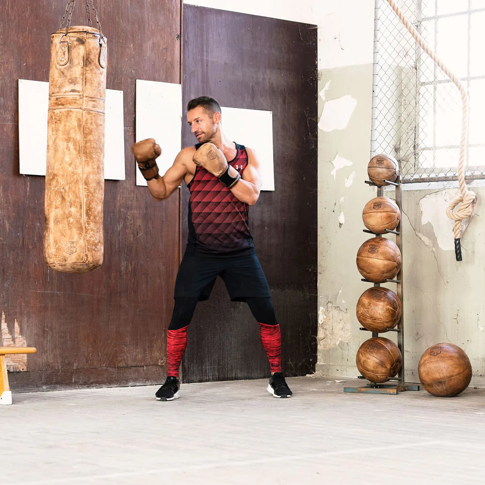 ARTZT Vintage Series Sacco da boxe con catena inclusa