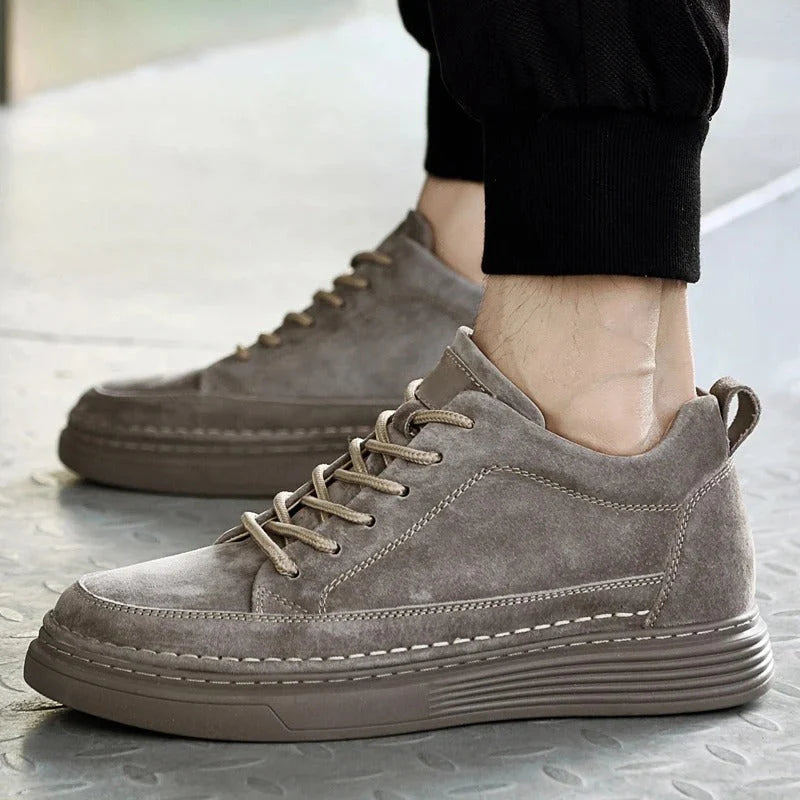 Aram - Sneaker in pelle vegana