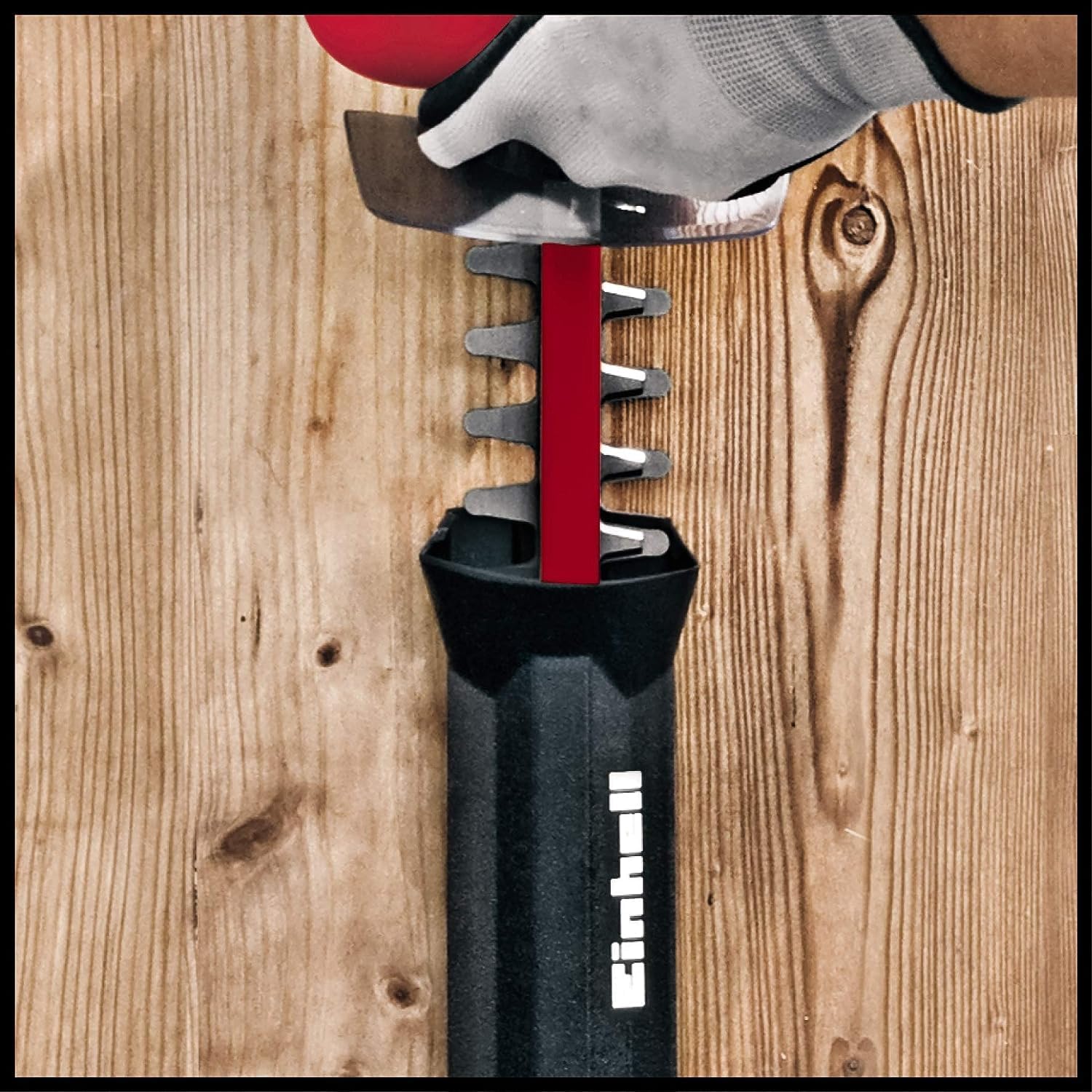 Einhell Tagliasiepi Elettrico GC-EH 6055/1 (600 W, 2.800 tagli/min, raccoglierami, fermacavo, impugnatura supplementare, Softgrip, interruttore di sicurezza a due mani)