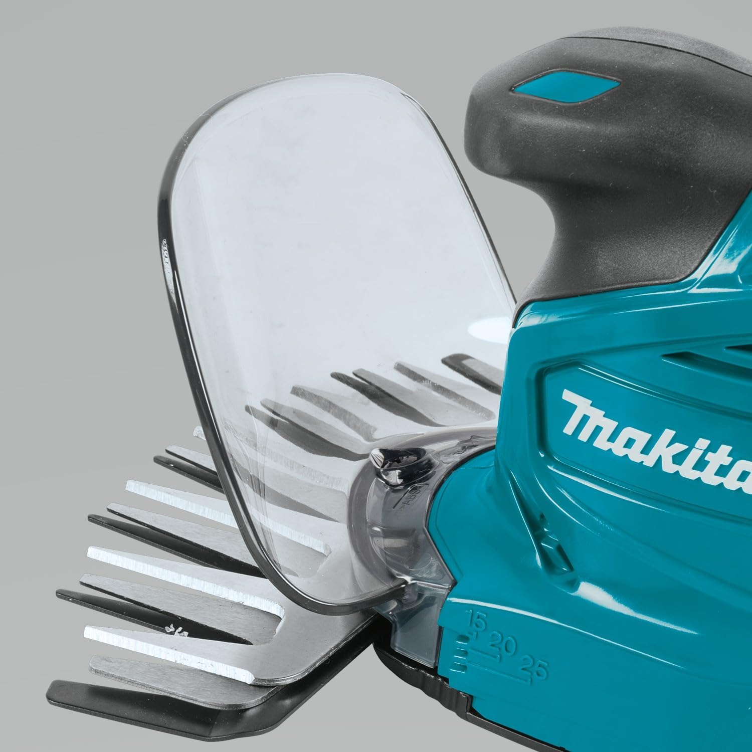 Makita UM600DSMEX Akku-Gras-Strauchschere 12V max, 4,0 Ah, 2 Akkus BL1041B, Ladegerät DC10SB, inklusive Schnittgutsammler