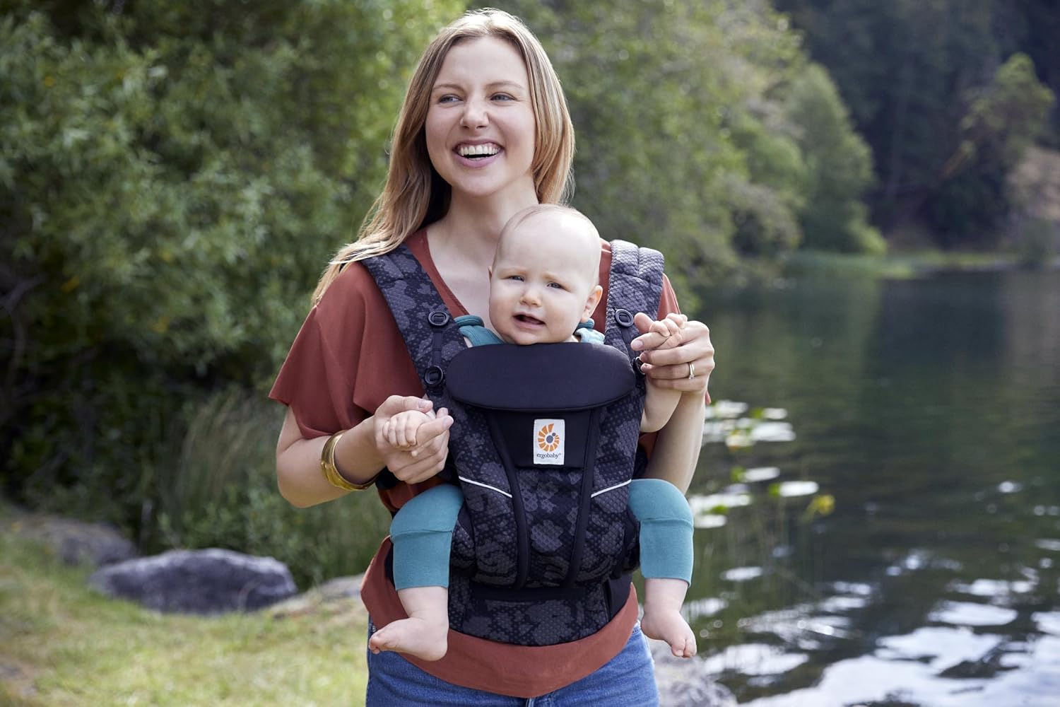 Ergobaby Omni Breeze Marsupio per Neonati dalla Nascita fino a 20 kg, Morbido Mesh SoftFlex a 4 Posizioni, Ergonomico, Porta Bebè, Natural Beige