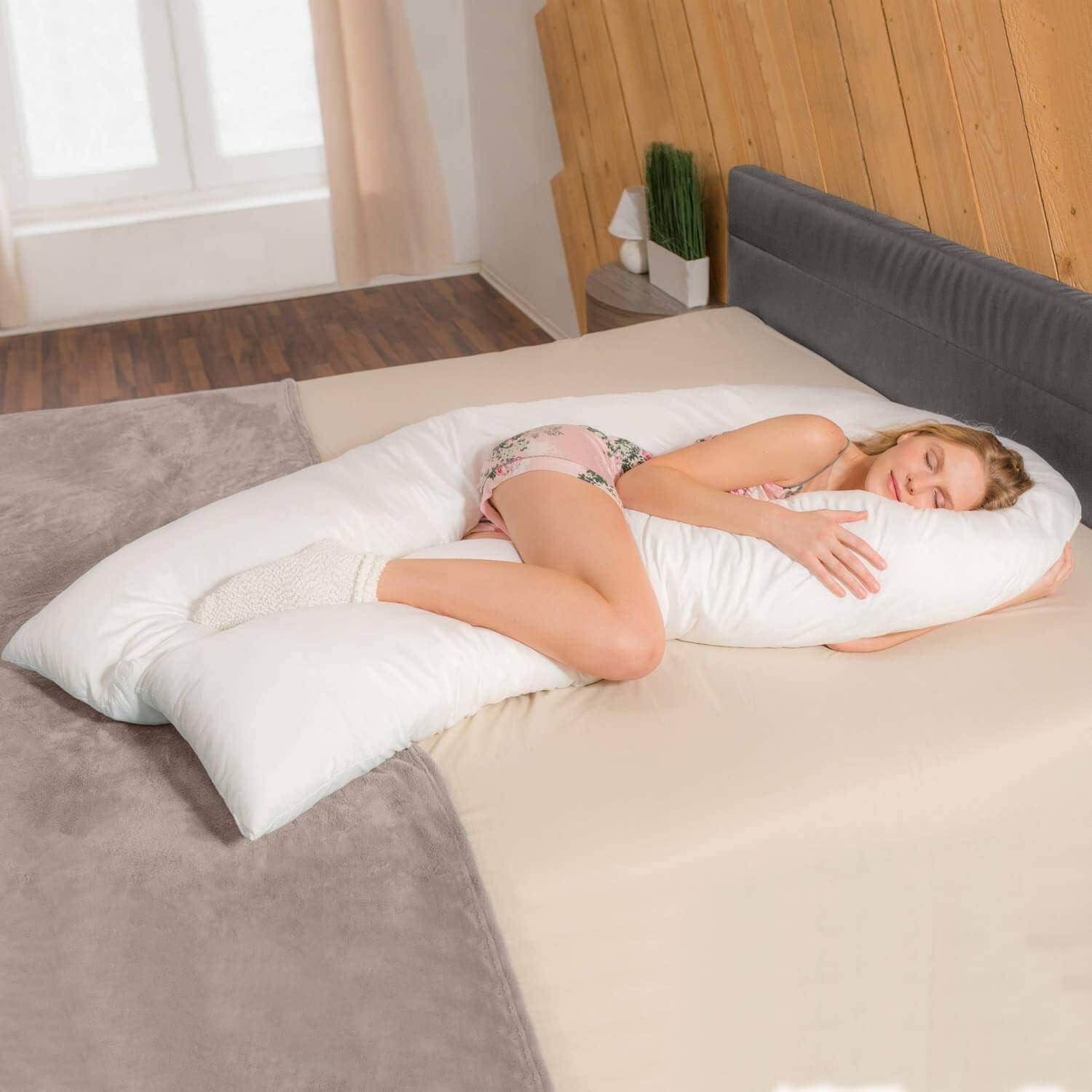 Traumreiter Visco XXL Seitenschläferkissen mit Bezug Baumwolle Graphit Grau, Hybrid Kissen + 1cm Memory Foam, U förmiges Schwangerschaftskissen Gel Body Pillow Komfortkissen Ergonomie Zertifiziert